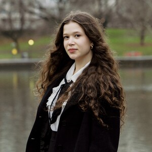 Headshot - Mariia Shvedova (1)
